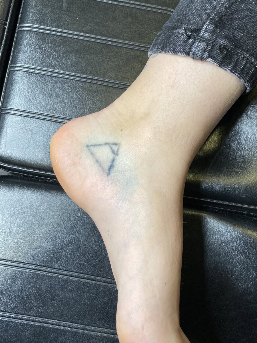 Valentement's tweet photo. Sauvetage de pied ✌🏼 https://t.co/9cDKQWN2YW
