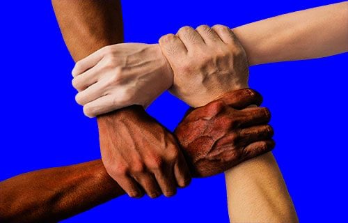 DavidsRock_US's tweet photo. Because 2 groups🧍🏽🧍🏽‍♀️ is better than 1 🧍🏻‍♂️

And a coalition with over 20 groups is even better than that💪

DavidsRock will make that process simple✨ https://t.co/tZMMTFIEHU