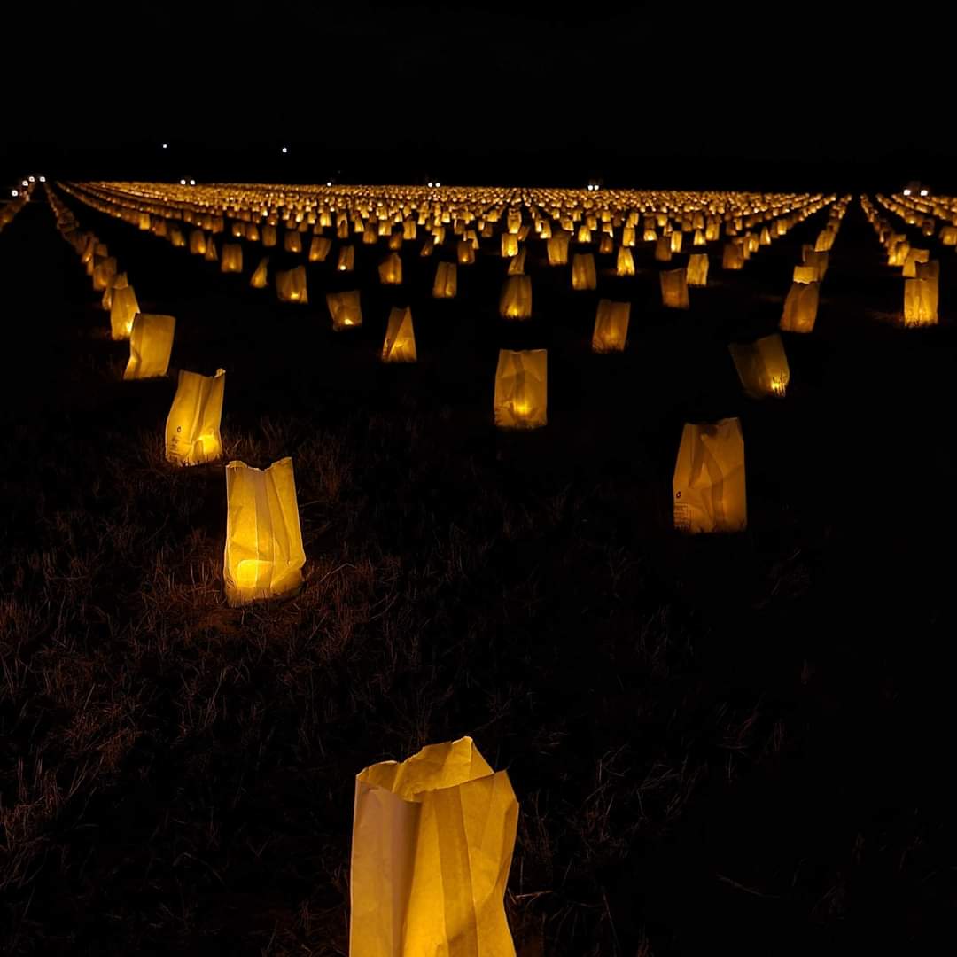 BentonvilleSHS's tweet photo. Saturday night, March 19th, our 157th anniversary commemoration culminated with 'Peace to the Gallant Dead,' an incredible and powerful experience honoring each of the 4,133 individual casualties of the battle of Bentonville. 
#history #civilwarhistory @CivilWarTrails

🧵(1/3) https://t.co/qpPmwWLILh
