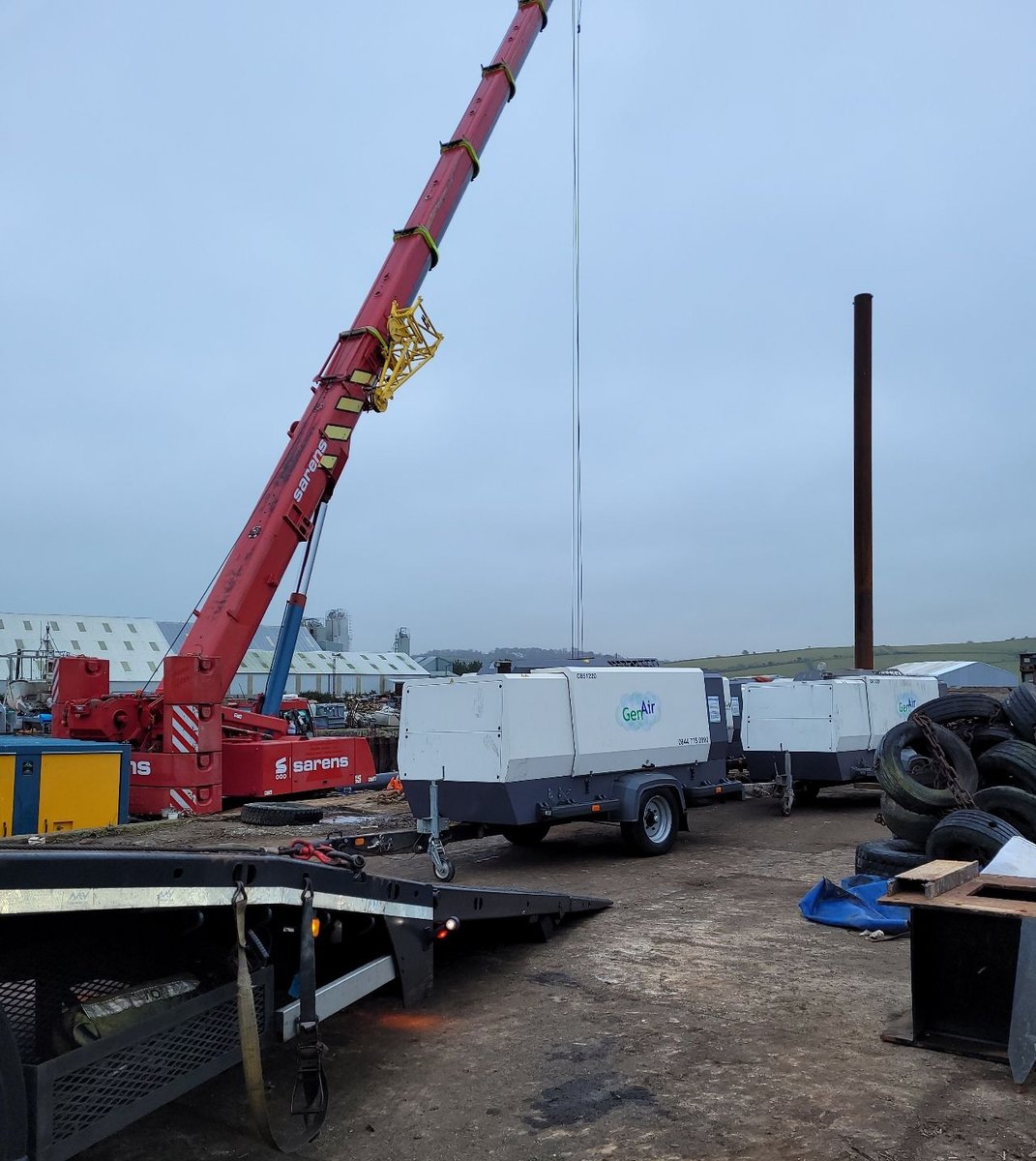 GenAirUK's tweet photo. Three of our 850cfm low emission diesel machines being loaded onto a barge for a recent offshore piling project. https://t.co/0OGoKd04QU