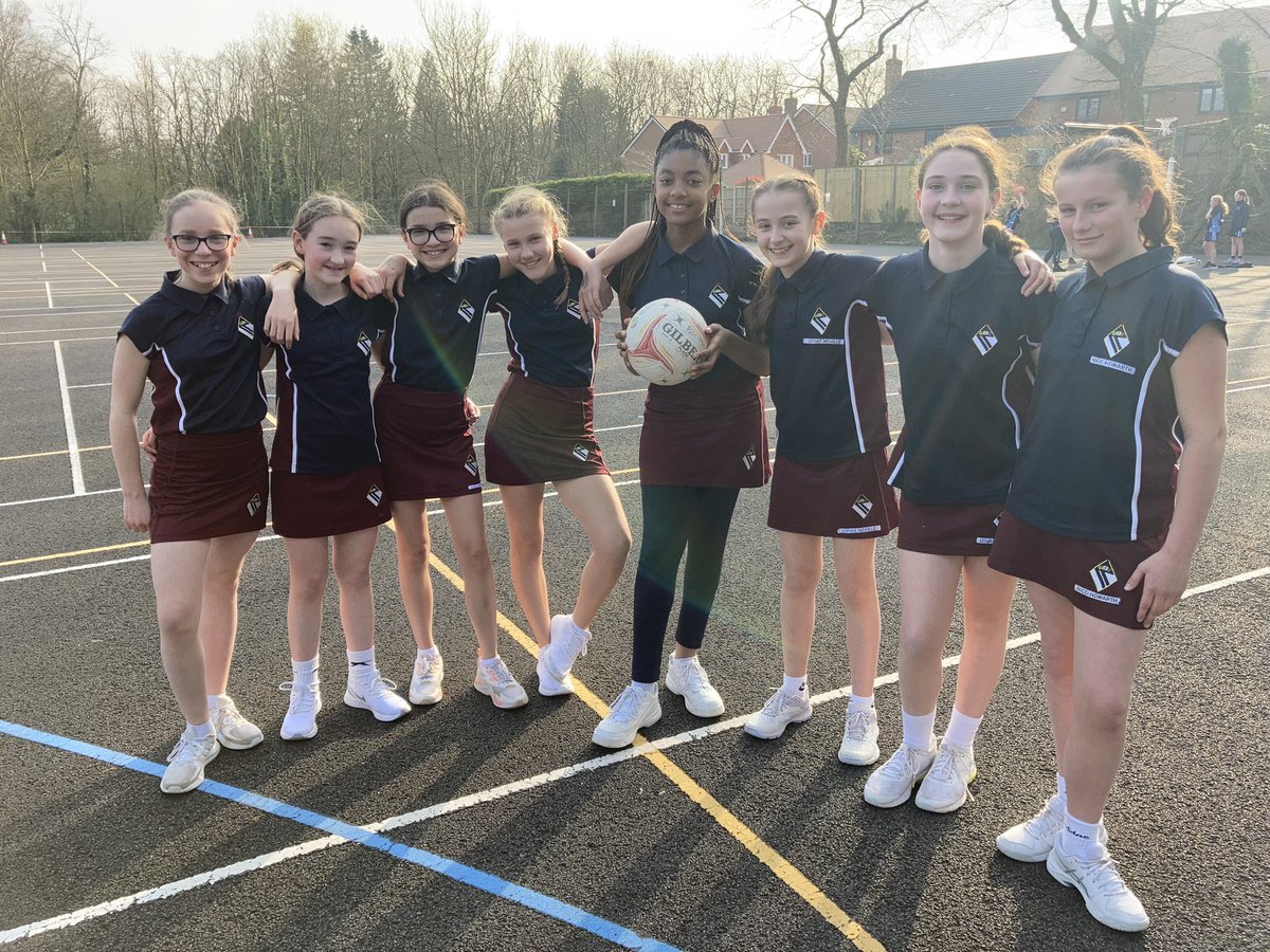BSGDSport's tweet photo. NETBALL
A closely contested town netball final this evening at the Y7 Bolton tournament ends 9-8 in favour of @TURTONPE 
Well done to both teams who gave their absolute all 👏Congratulations to Turton on the win and well done to the Bolton team who were very worthy runners-up🥈 https://t.co/2dopps9sDm