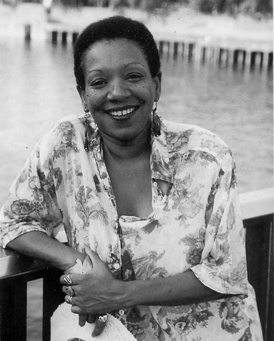 “En esta tierra toqué la sangre húmeda y los huesos podridos de muchos otros”. (Mujer negra- Nancy Morejón) #ruvalcabasclass #elcervantinodemchi #apspanish #apspanishlit #literaturaespañola #culturahispana