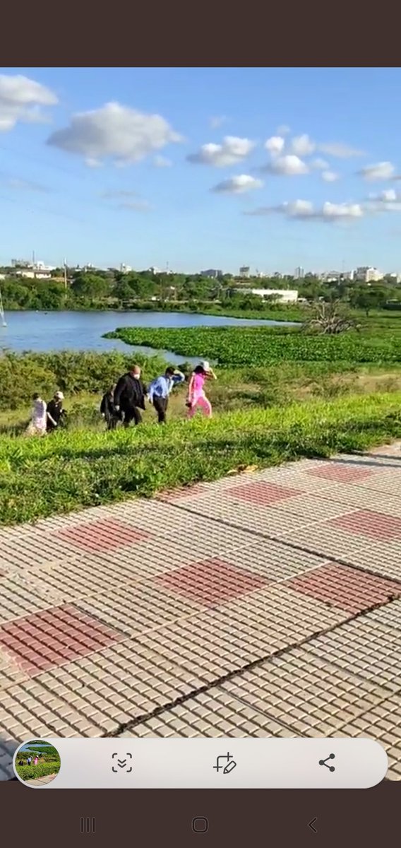 bioconsarq's tweet photo. #MeganFox #LeonardoDicaprio 
¿cuántos más deben venir para educarnos? 
La importancia del cuidado medioambiente, de la  biodiversidad y la naturaleza, único patrimonio que podemos explotar y disfrutar, porque el resto está arruinado. #Asunción https://t.co/HcXF9BnUTm