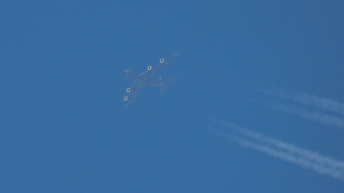 EHEH_Spotter's tweet photo. 🇧🇪Belgian Air Force Airbus A400M-180 CT-06 as flight #BAF670 FL320

(21/03/2022):
🇺🇸#USAF Boeing KC-135R (60-0333, #AE0424) as flight #QID13 (tanker for the LN F15s #BOLAR flts to Greece)

last 📷:#BOLAR51/54 overhead EHEH

#NLspot https://t.co/tidg3N6x22