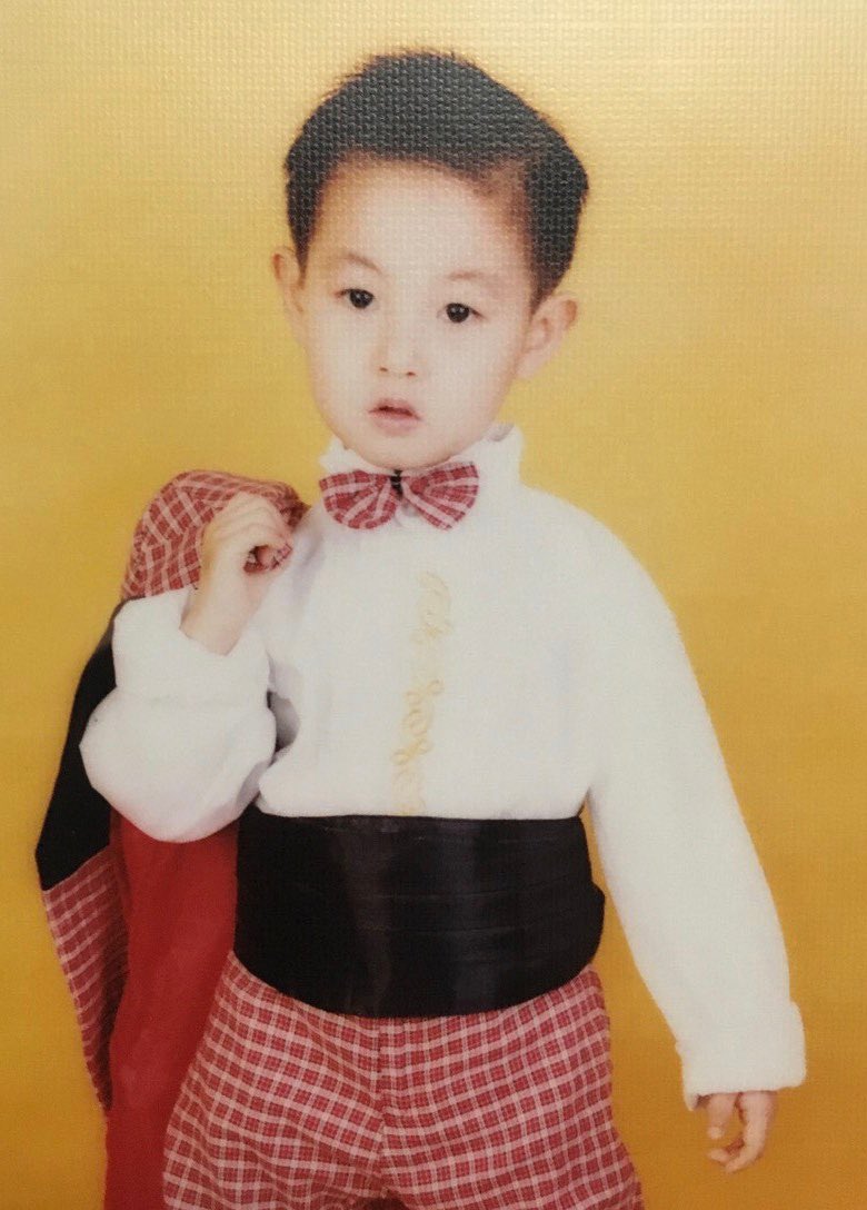 hrjzzang's tweet photo. 런쥔날 런쥔시
너무너무좋아하���고��이야 
특별한 날인만큼 꿈에서도 행복하고 기분 좋은 하루 보내야 해 생일추카행♡ https://t.co/gZJw4YcyGZ
