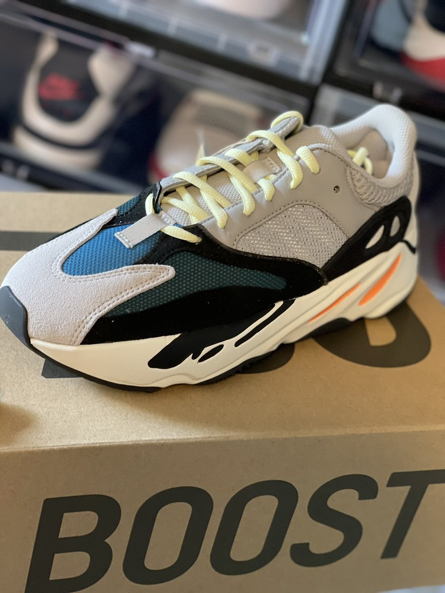 SneakHerHeadTD's tweet photo. Finally 🌊 🌊🌊 #YeezySeason #WaveRunner700 #SneakerHead #SneakerAddict #SneakHerTD #ChicksWithKicks @WishATL https://t.co/qOngMBH9a3