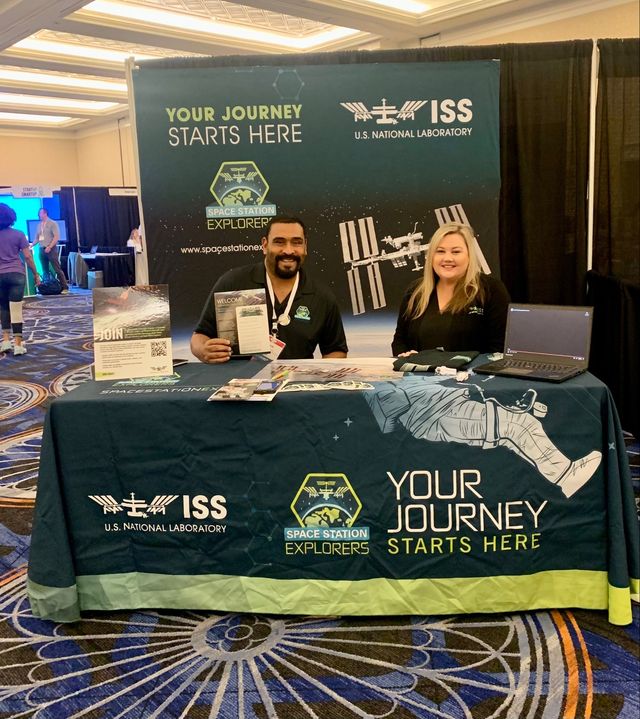 ISS_CASIS's tweet photo. Hey #educators and #afterschool professionals! We're here at #NAA22 waiting to show you how to bring space right into your programs with out-of-this-world opportunities for kids of all ages! Come see us in Booth 308! #spacestationexplorers https://t.co/3NDjp23RPL