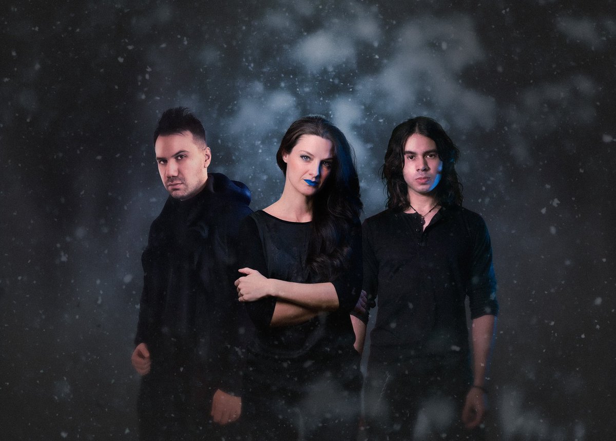 adrianbenegasok's tweet photo. “Another Winter Night” de #TRAGUL ya está disponible! ❄️
Himno a nuestros sueños más profundos, a la inspiración, a lo que nos mueve a emprender el viaje cada día. Que es eso que más anhelas? Y que en ocasiones parece desvanecerse en la niebla de la existencia? 🌙 https://t.co/rjRKvpy55p