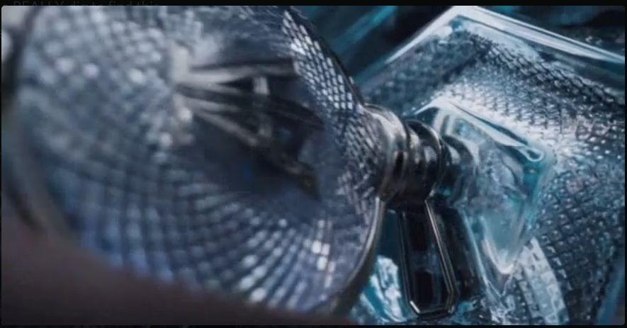 itsalwaysrains's tweet image. TFW you notice the crystal key has teslas vortex math on it. 
and everyone wondered why i hinted at ready player one..

noone played my game though. 
#firsttothekey