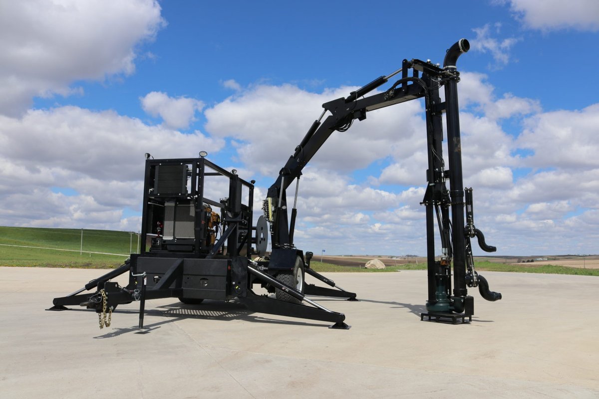 This #Puck AGI 1408S Agitation Trailer is equipped with a C4.4 143 HP Cat Engine, 8NNWH Cornell Feeder Pump, Hydrostat System, Outriggers, and is LightSpeed Ready! 

View and inquire now » bit.ly/3vCNA7J

#Agitation #BuiltToLead #Agriculture #ManureAgitation
