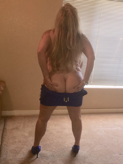 I am starting to feel better today. I am going to rest all day. Then tonight I&rsquo;m going to go out and<a href="/tag/europedichan"class="tags"><span>#europedichan</span></a>