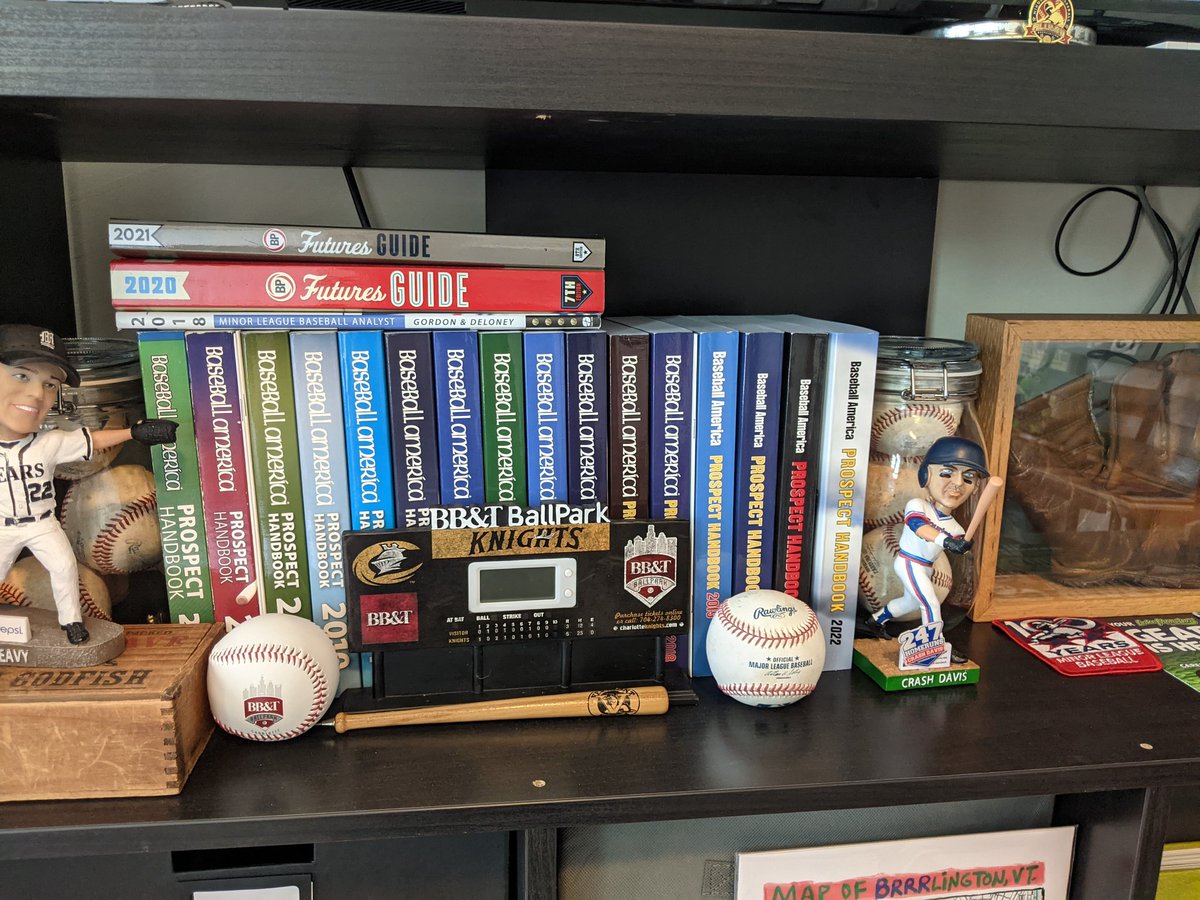 milb_my's tweet photo. Happy @BaseballAmerica prospect book day!! https://t.co/raTUmdTTTC