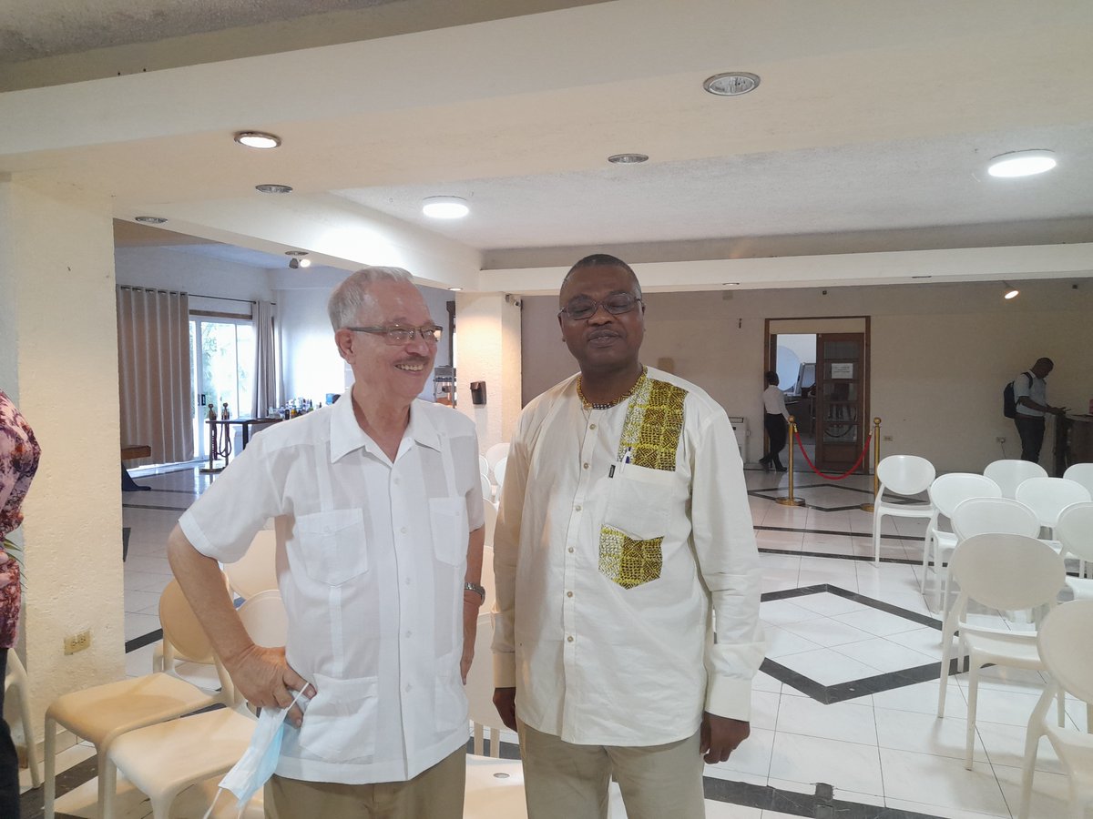 Ce 19 mars , il y a eu un agréable moment de partage entre Arnold ANTONIN et le public.
Merci à notre partenaire l' Ambassade du Canada en Haïti!