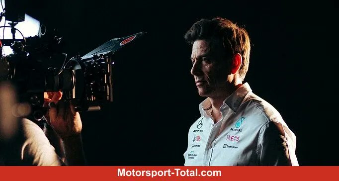 F1-Teamchef Toto Wolff spricht offen über seine mentale Gesundheit: "Ich habe gelitten" - Ein sehr wichtiger Schritt, um das Bewusstsein für das Thema der mentalen Gesundheit zu stärken: motorsport-total.com/formel-1/news/…

#mental #mentalhealth #healthcare #psychology #MentalHealthMatters