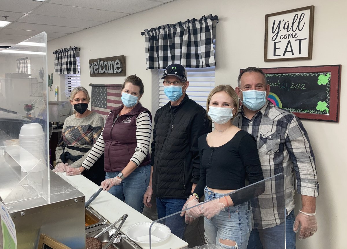 usvetsprescott's tweet photo. THANK YOU to the Bergamini Group, Keller Williams Northern AZ for choosing to support U.S. VETS! Our veterans and staff are grateful for your support, and thank you all for your generosity and kindness. https://t.co/lRiuI3hbHt