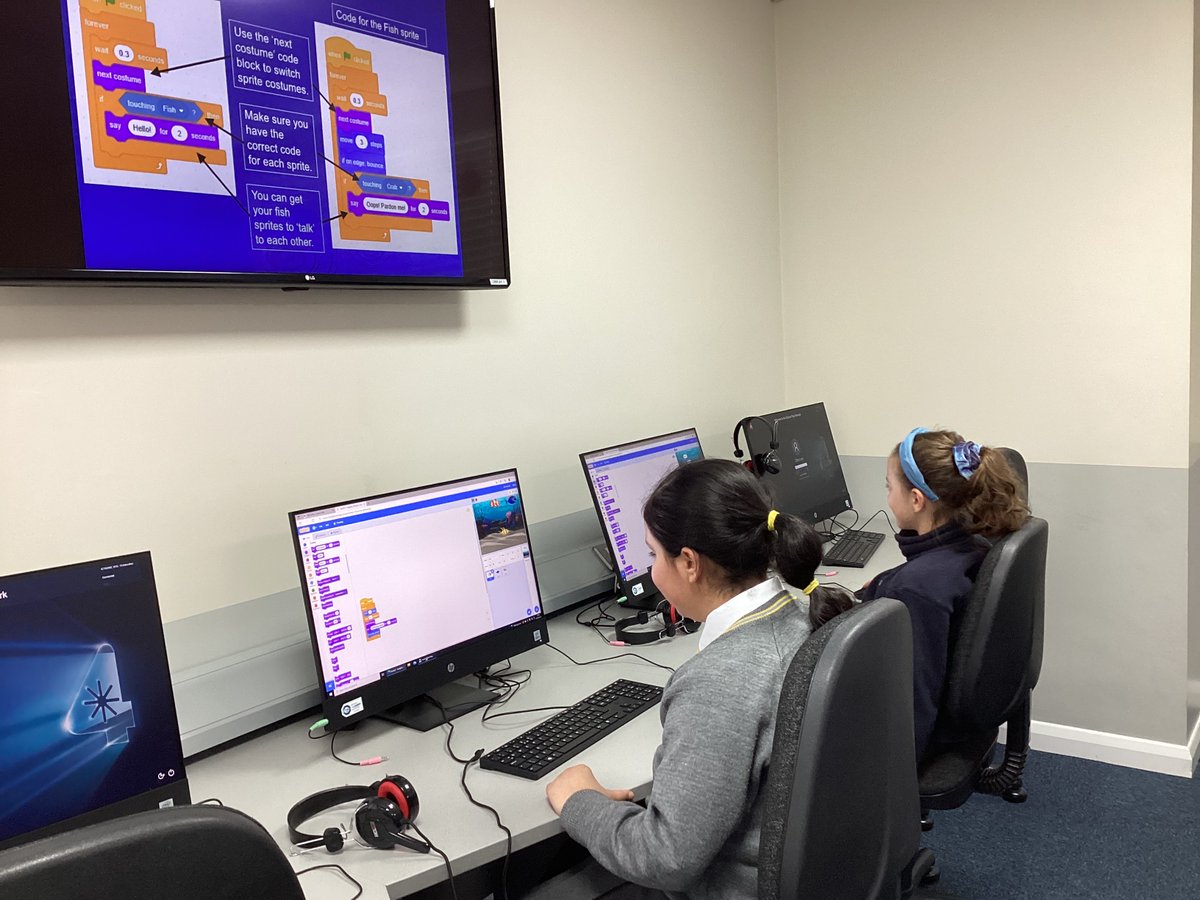 StainesPrepDigi's tweet photo. In #StainesPrepDigitalLearning #StainesPrepYear4 coded some amazing fish tank animations using @scratch, incorporating sound effects and making the fish really 'swim'!
#StainesPrepBeYourBest #StainesPrepPride https://t.co/KIBsBjdVNV