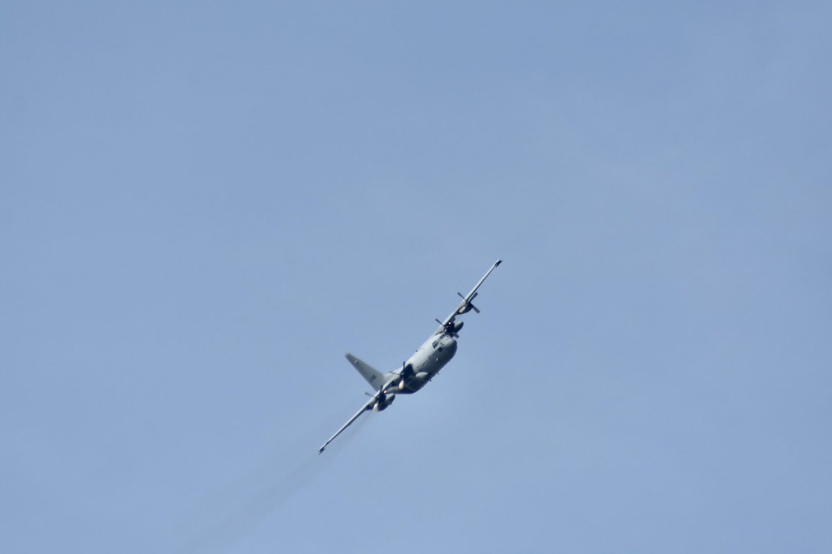 bizjetsofwar's tweet photo. A RNLAF (🇳🇱) C-130 Hercules made a surprise flypast over my house today! 

NAF71 // G-988 // #480C06 https://t.co/Z6AgtO53aD