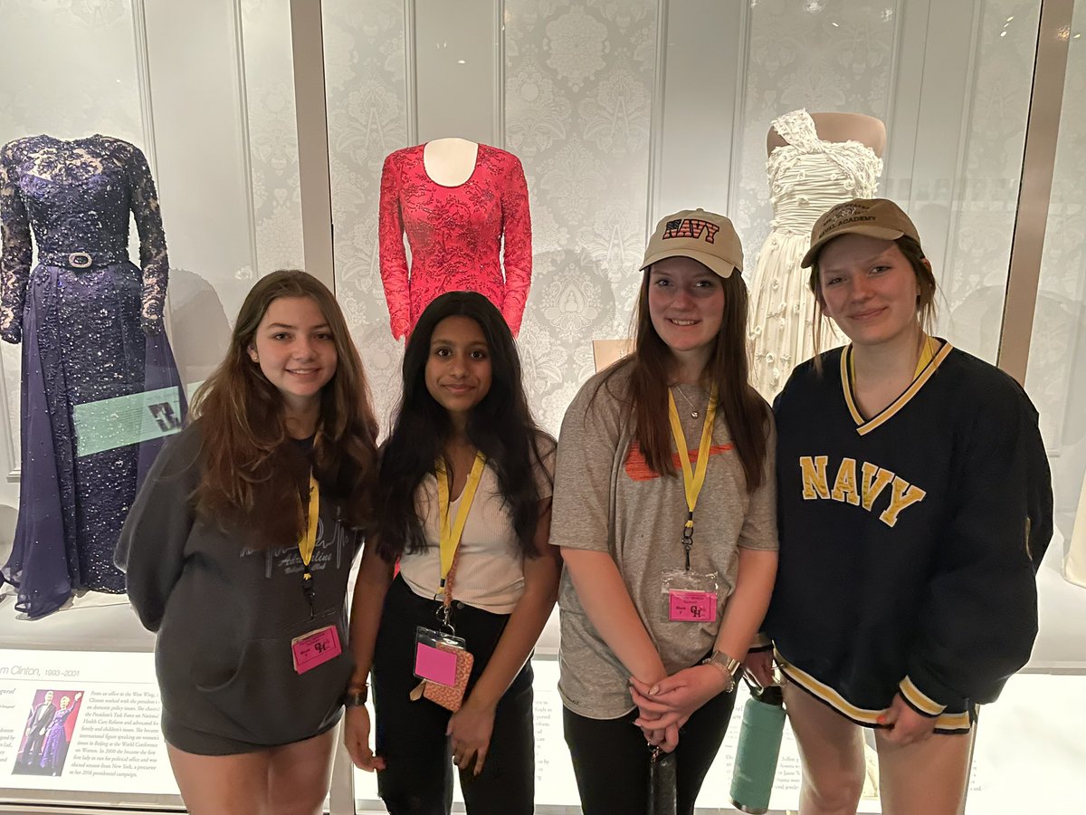 kortmanOHMS's tweet photo. Quick visit to American History Smithsonian #HyattsDC2022 #rubyslippers #fozzybear https://t.co/Bb6YhjWyAq