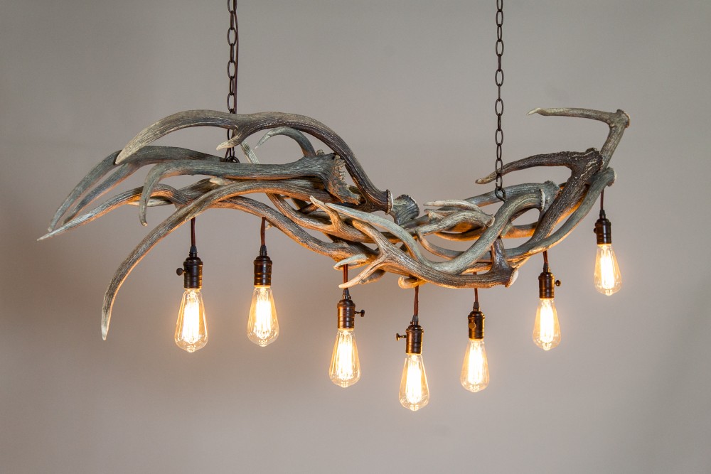 No matter if your home is modern or rustic, the experts at The Peak Antler Company will help you find the best ways to incorporate #antlers into your decor.

See more: bit.ly/3tyaKuk