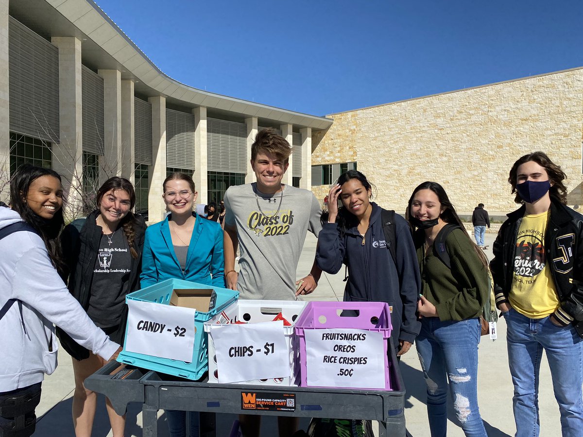 Amy Armatta tweet media