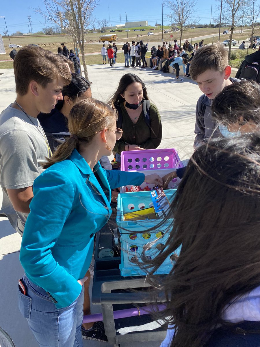 Amy Armatta tweet media