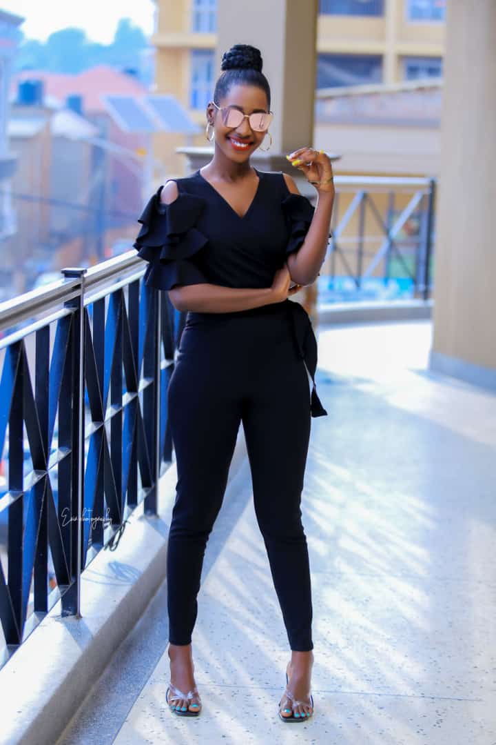 KitaraMusic's tweet photo. Meet #Slivia the 'Gold' or Vixen to feature in @MusikJulia 'Gold music video.
She will take a lead role in the Music video that will be shot next week.
Slivia is a model based in Mbarara city. https://t.co/aMfO82fFE8