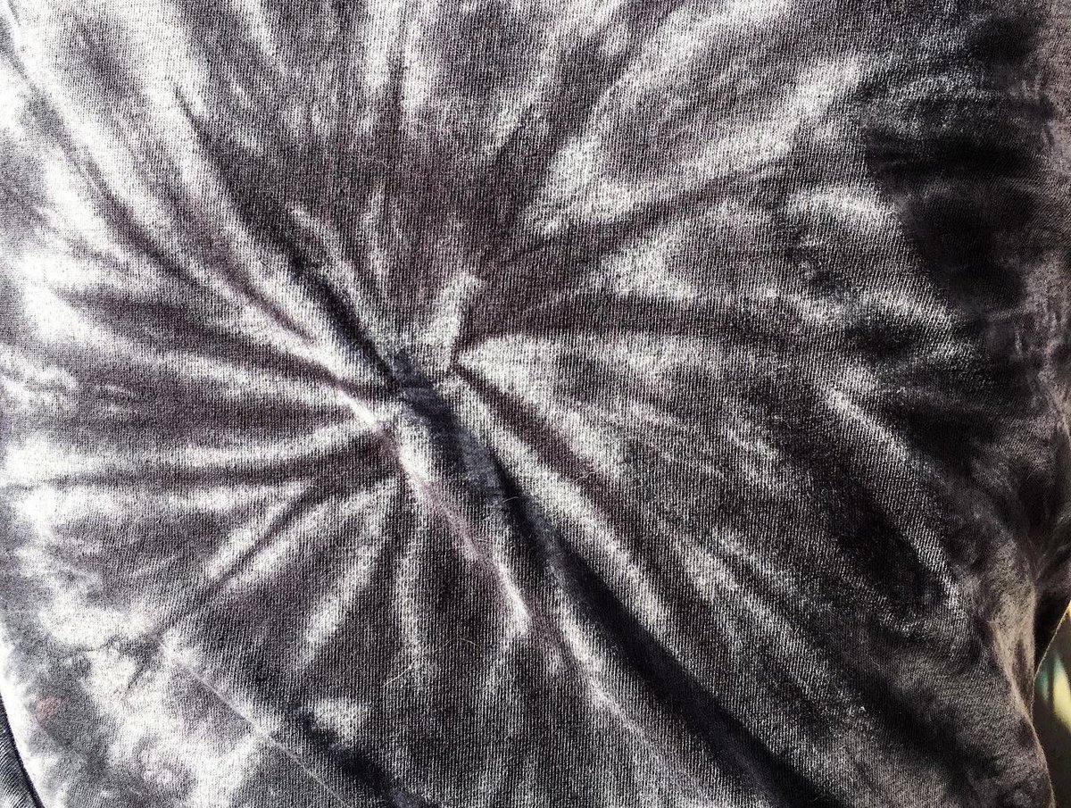 ECTieDye's tweet photo. Single color spiral
❤️🤟🏻✌🏻☮️
.
.
.
.
#electricchampagne #electricchampagneclothing #electricchampagnetiedye #tiedye #psychedelic #psychedelicart #fashion #tiedyefashion #psychedelicfashion #psychedelicfashionisourpassion #bestfriends4life #wedyeconstantly https://t.co/DbWUNVM3wF