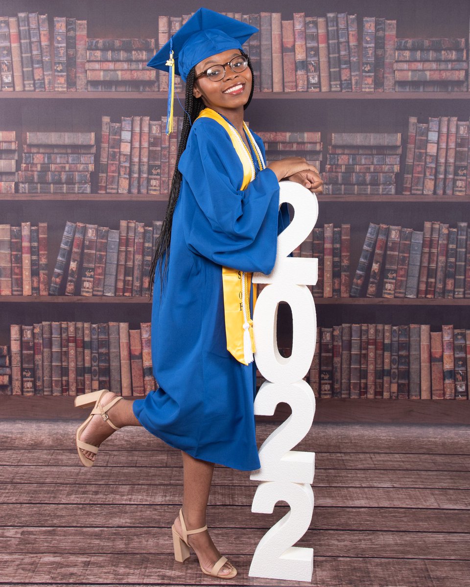 omarslavndrwife's tweet image. #YASSSSS 👩🏾‍🎓👩🏾‍🎓👩🏾‍🎓