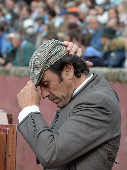 ignapereletegui's tweet photo. Un torero... con todas las letras! https://t.co/x83c4S3IrT