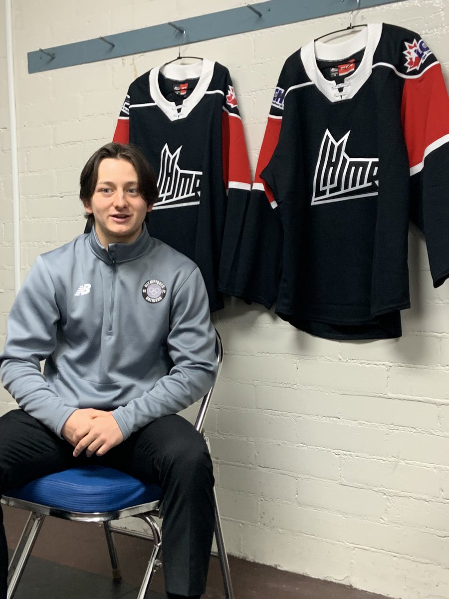 QMJHL's tweet photo. Media Day for the boys before tomorrow’s @KubotaCanadaLtd Top Prospects Game! 🎥 🎤
#KTPG | https://t.co/CZ5i8Pt0Fu https://t.co/AyyFbOemuB