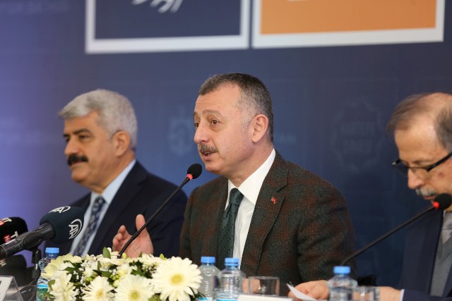 Kartepe Zirvesi “Dirençli Şehirler ve Şehrin Dönüşümü” başlıyor hurkocaeli.net/kartepe-zirves…