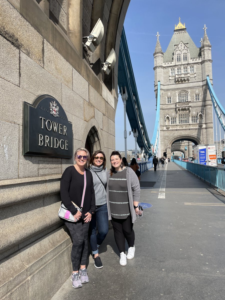 Jenallee1's tweet image. It’s been a GREAT day exploring London! 🇬🇧
Excited to see our friends and learn a lot tomorrow at #BETT2022 🎉
#Jenallee #MLmagical