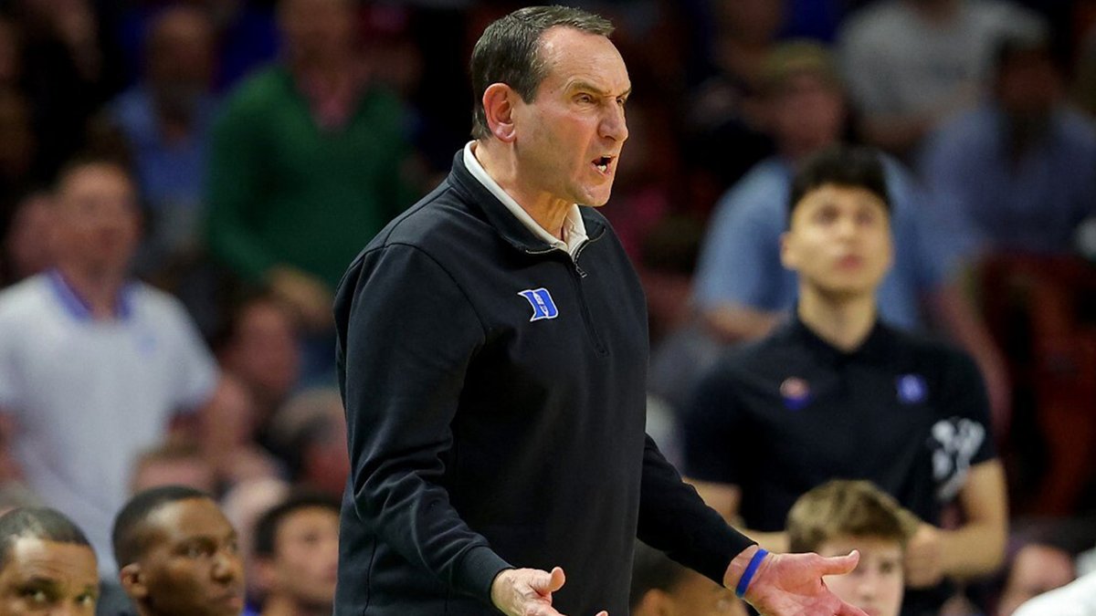 cdfcordoba's tweet photo. @dlromero77 se refirió a lo que significa #CoachK, Mike #Krzyzewski, el legendario técnico que dejará su cargo tras 42 años en @dukebasketball. "Es una eminencia, que te de la mano cuando terminas un juego, para cada chico q pasó por esa situación era todo un privilegio", dijo. https://t.co/zylsqa5obi