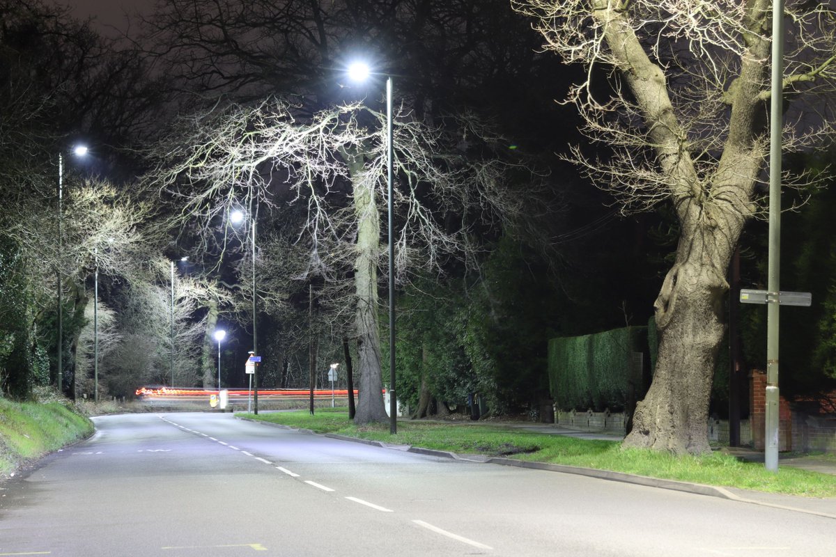 LBofBromley's tweet photo. The final phase of a long-term street lighting conversion programme to use only low energy LED lighting is now underway, producing financial savings and supporting Net Zero https://t.co/RPdUR3Ck3R https://t.co/mI3UH2Zmgk