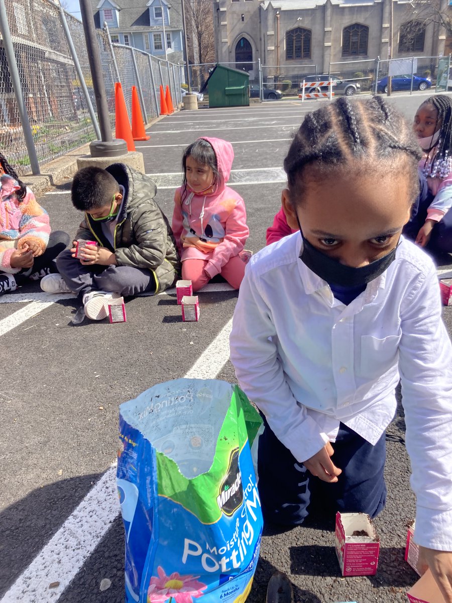 DecorsoC's tweet photo. Planting Seeds!  Getting our Garden started!  Growing at Central! https://t.co/pJlZHokHkt