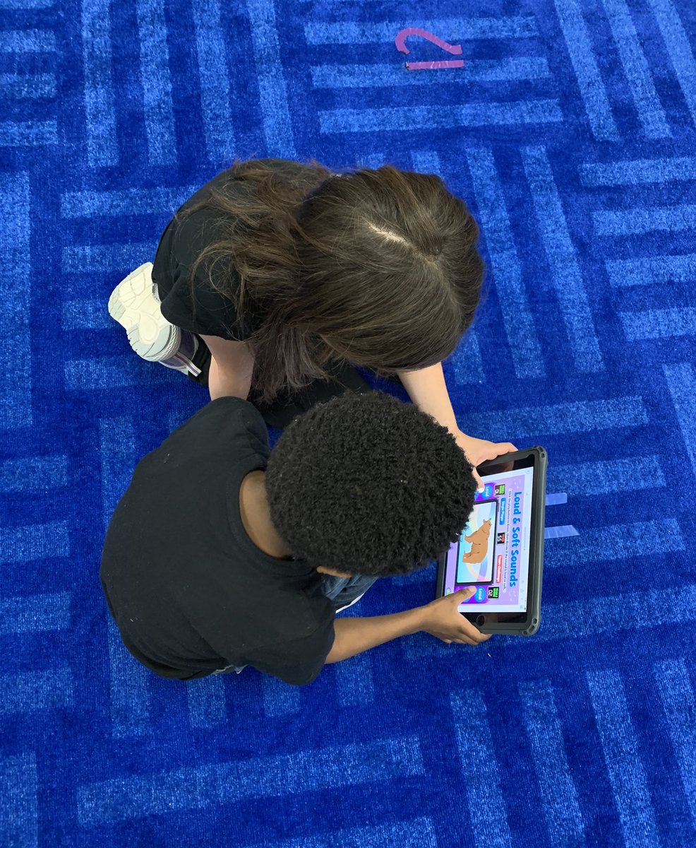 LegendreMusic's tweet photo. Identifying Loud and Soft sounds with 1st grade! 🦈 @JSE_Sharks #quavermusic https://t.co/UMCMWs3aM4