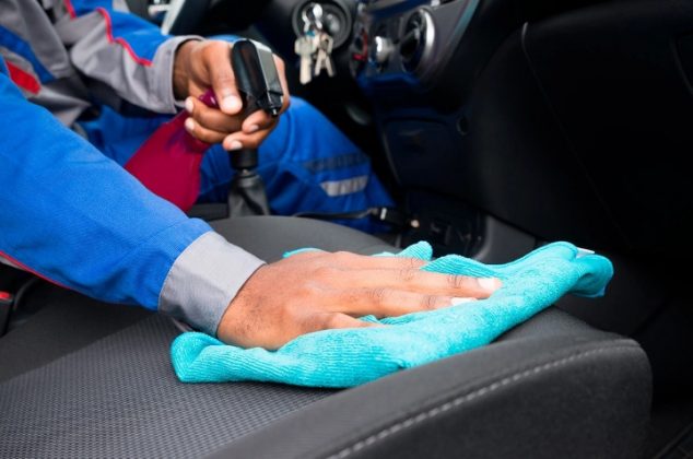 AlertasTransito's tweet photo. Trucos para quitar manchas del asiento del auto
Lee la nota completa acá https://t.co/Qa69Eq7VuD
#machas #auto #asiento #coche #limpieza #alertastransito #transito https://t.co/vg7PdqOA5m