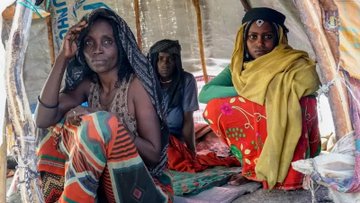 QQarramis's tweet photo. "People were killed, so we fled and didn't take anything with us" 💔😭 #Afar #Ethiopia https://t.co/EKkMTuDl19