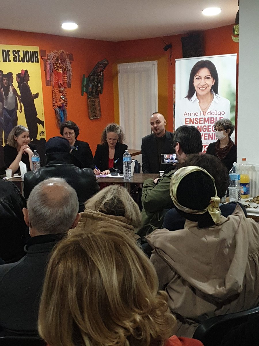 PSParis18's tweet photo. [#direct🔴] @KevinHavet, candidat suppléant aux élections législatives :"nous sommes des socialistes, ce n'est pas pour rien que nous parlons d'abord éducation 
 !". 
#Paris18
#circo7517 https://t.co/MIFARys7Cz