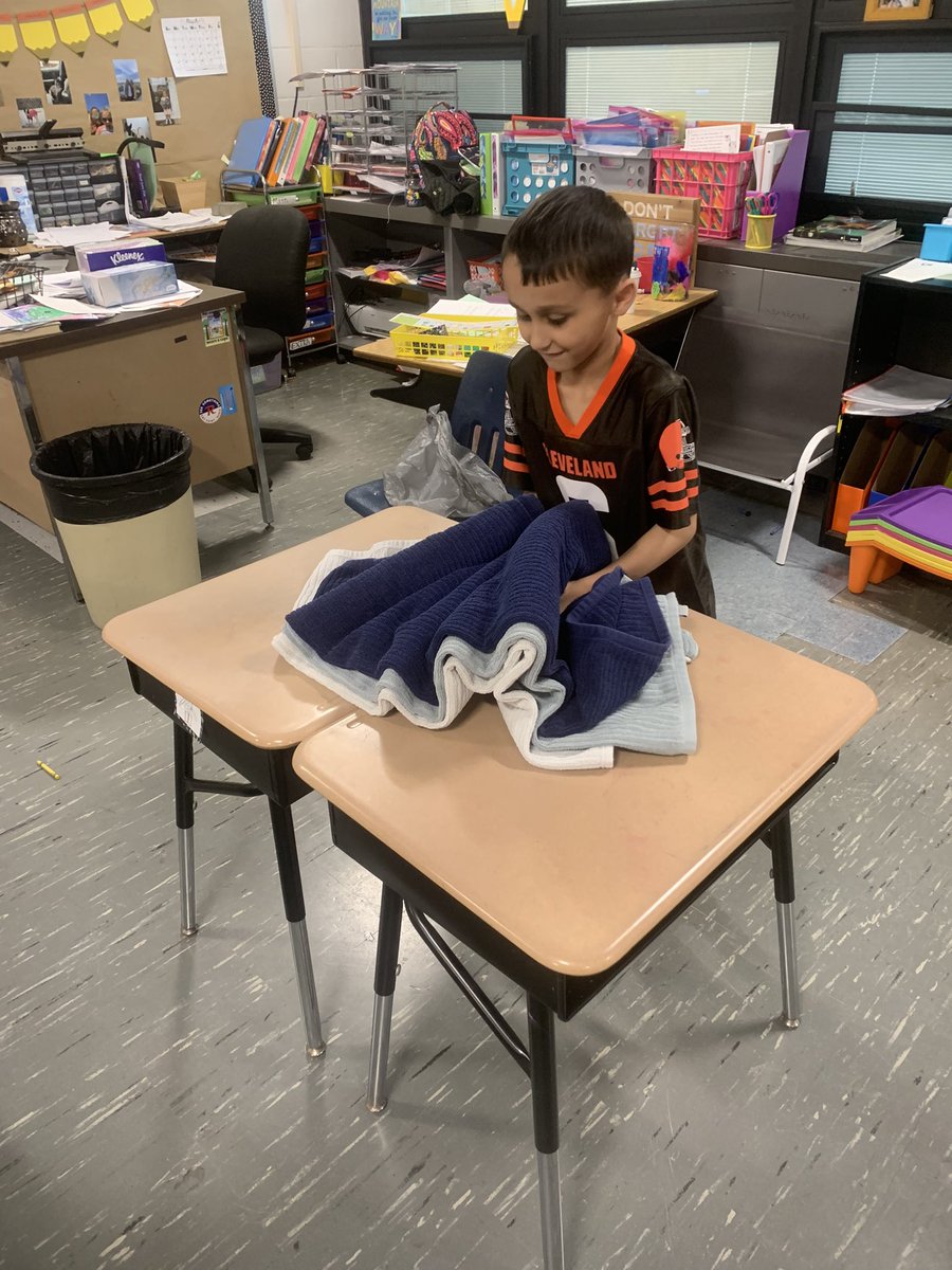 Miss Dean tweet media