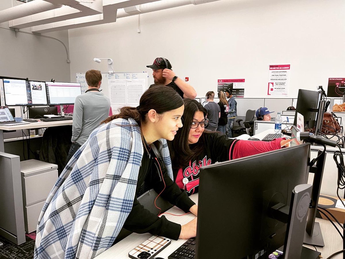 719Elevate's tweet photo. Our amazing L&amp;D team is making sure our new hires have the skills to succeed. https://t.co/tf7Rj7B8ja