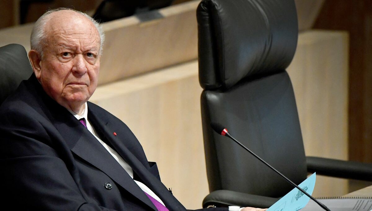 franceinter's tweet image. "Sans doute ai-je été négligent" : poursuivi pour "détournement de fonds publics par négligence", l'ancien maire de Marseille Jean-Claude Gaudin condamné à six mois de prison avec sursis et 10.000 euros d’amende

➡️ l.franceinter.fr/8lR