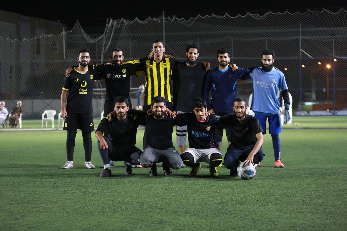 css_edu2's tweet photo. اختتم اليوم فعاليات #الدروي2 لكرة القدم بكلية العلوم الشرعية @csseduom تحت رعاية سعادة هلال بن حمد الصارمي @hilalalsarmi عضو مجلس الشورى ممثل ولاية السيب.
وجمعت المباراة النهائية فريقي الهلال والاتحاد، ليفوز الهلال بثلاثية نظيفة. https://t.co/DpkSOMzltF