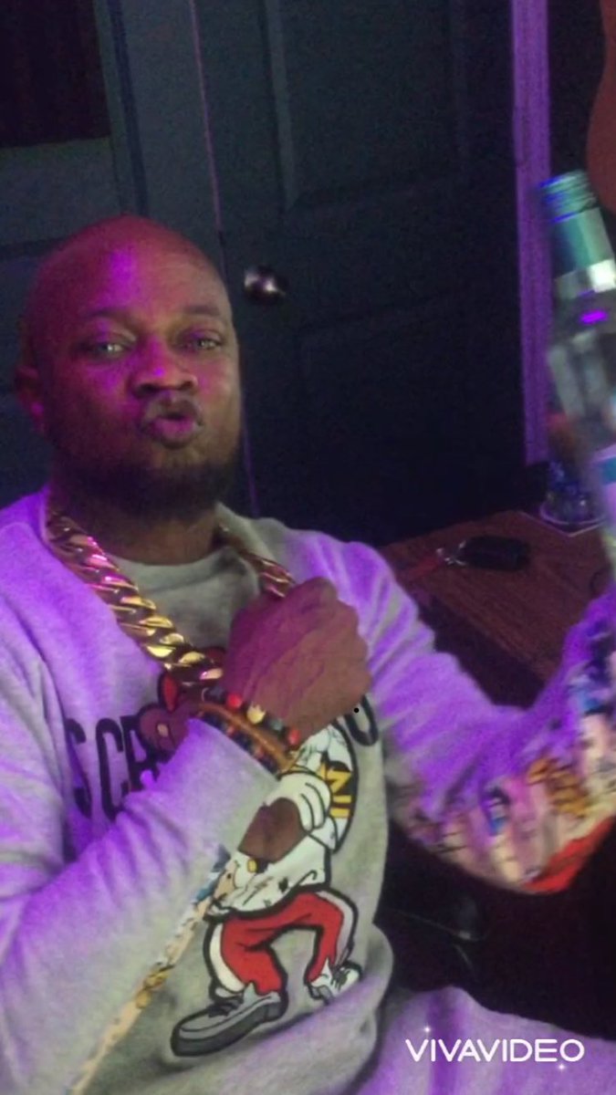 RobFaeBoy16's tweet photo. Merci Boi https://t.co/cDtOirh5H7