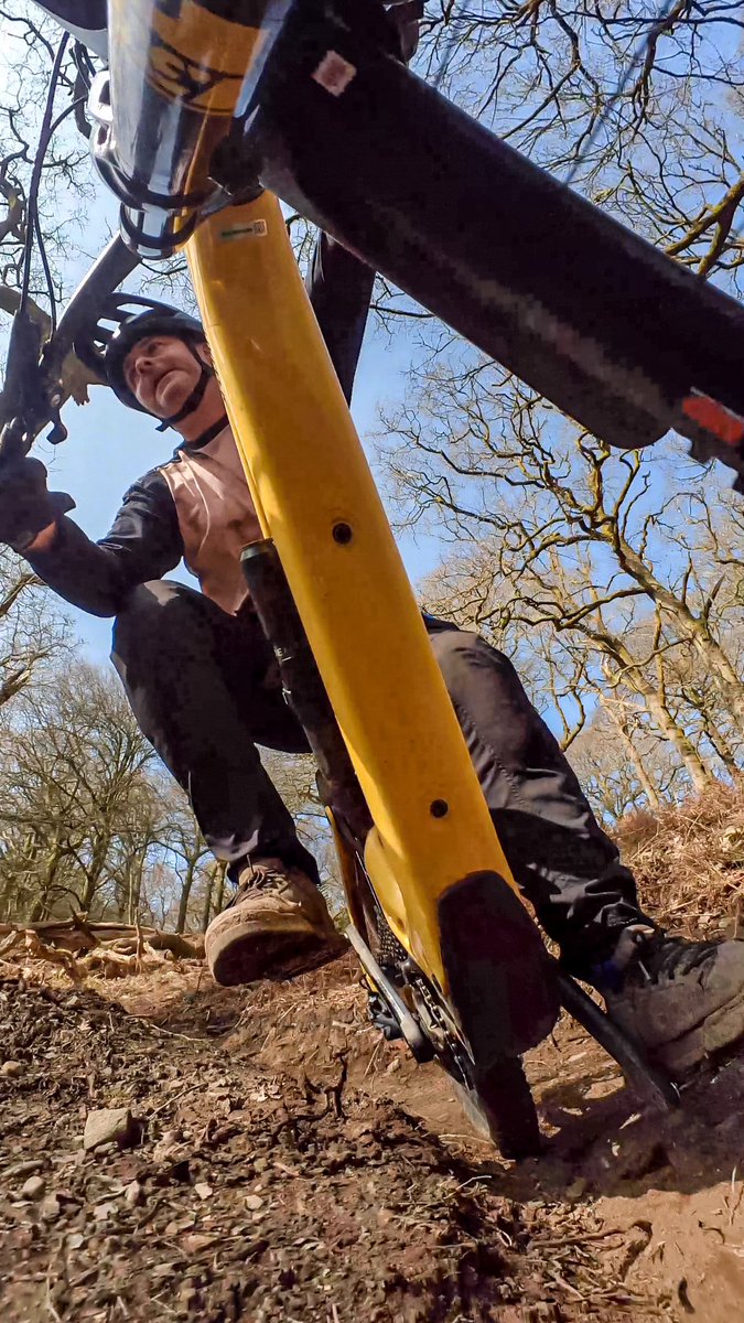 FoDmtb's tweet photo. Out again @Specialized_UK https://t.co/Cg5AyDAiQb