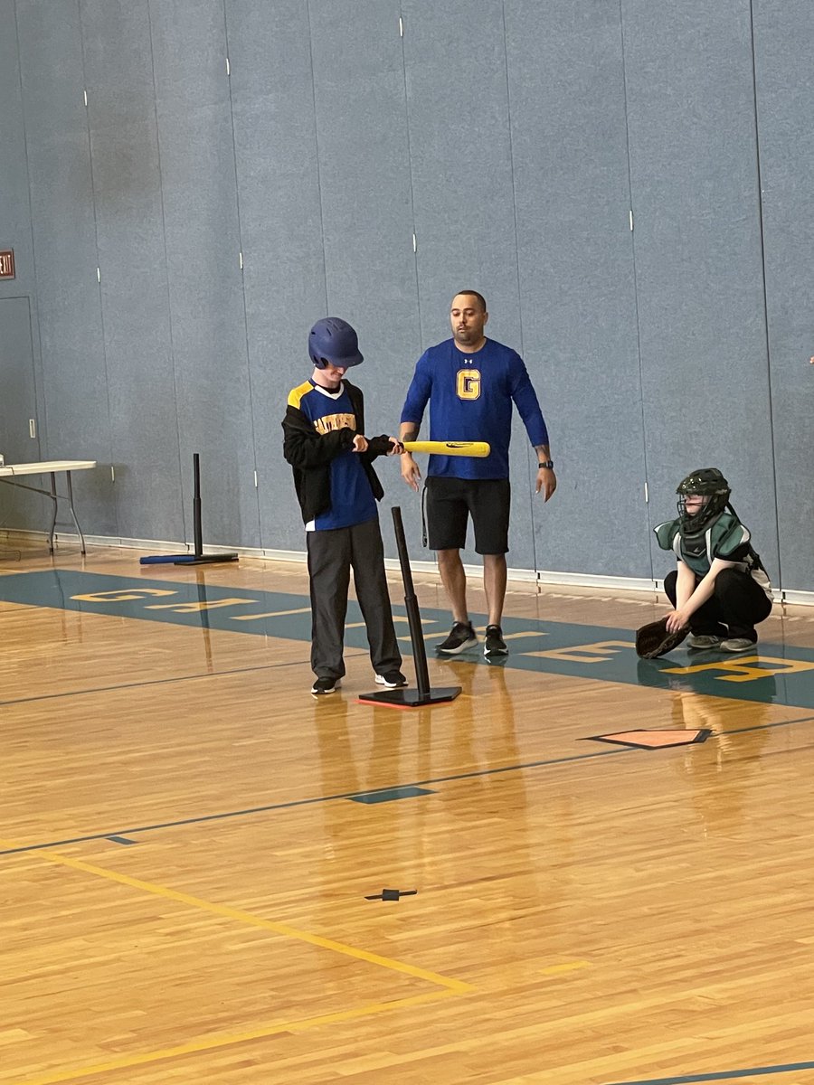 Shoutout to ⁦<a href="/CoachDaveMurray/">Dave Murray</a>⁩ doing a great job coaching our Allied Softball team. ⁦<a href="/GburgPrincipal/">Cary Dimmick</a>⁩