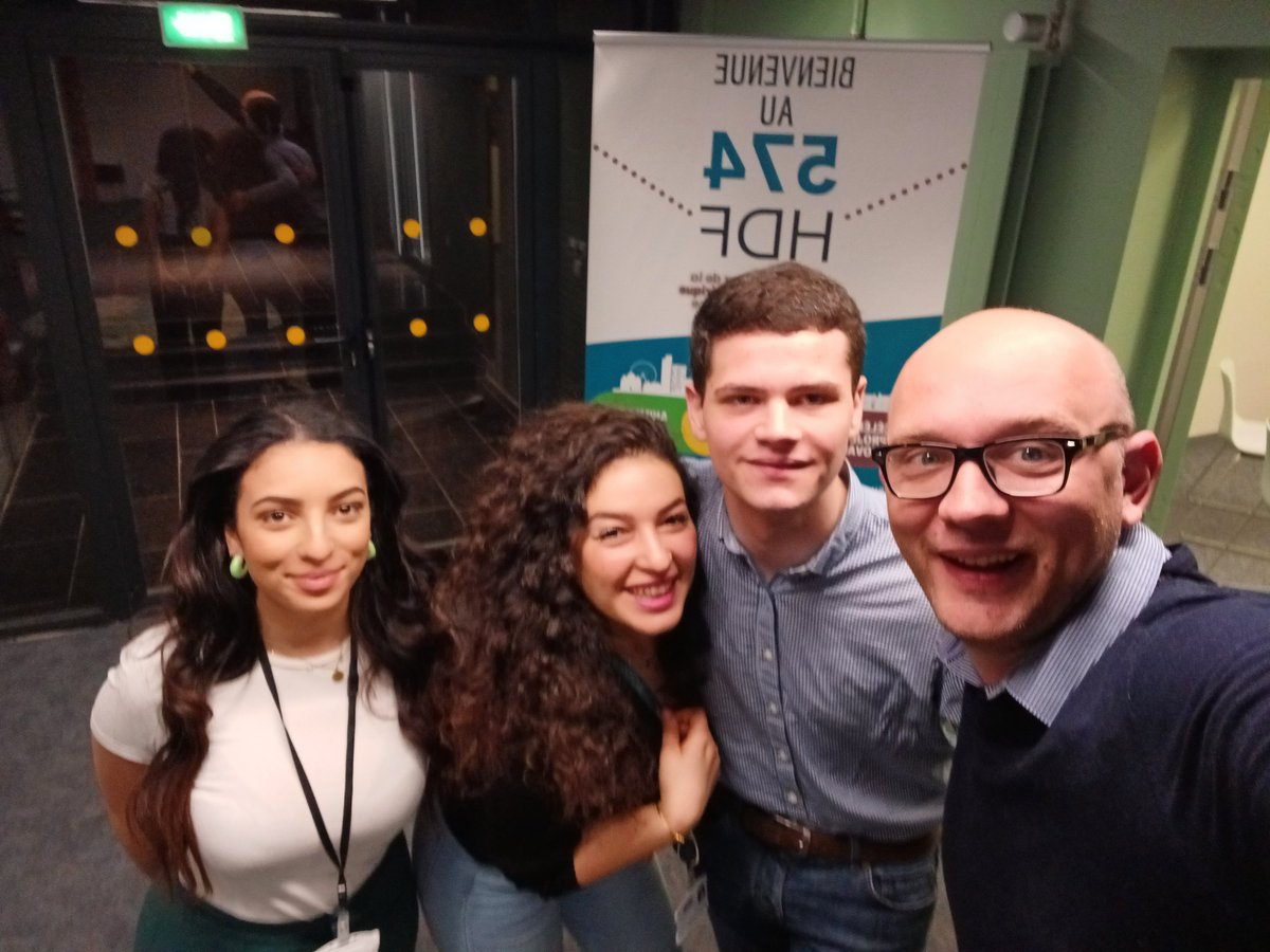 benoitdeglo's tweet photo. Heureux d’être présent aujourd’hui aux Numériqu’elles à la rencontre de nombreuses collégiennes et lycéennes de la région pour présenter et échanger sur les métiers du numérique💻à Euratechnologies.
#SNCF #SNCFMixite #eSNCFSolutions #WemakeITtoBringSolutions #574HDF #EuraTech https://t.co/AGV1w4o0W3