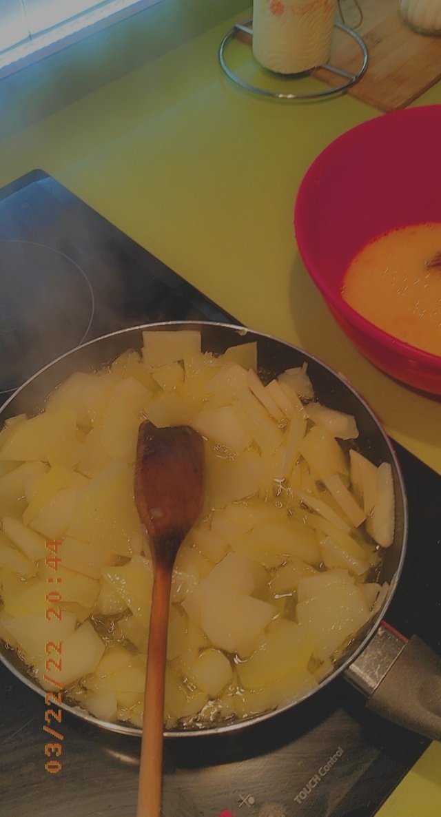 bepalean's tweet photo. No soy yo mucho de 🧅, pero en la tortilla que no falte😀
#AlgoSeCuece https://t.co/hat9VsAmsH