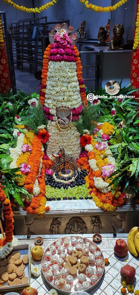 babaanandeshwa's tweet photo. आज शयन आरती दर्शन श्रृंगार श्री बाबा आनन्देश्वर जी महादेव के कानपुर उत्तरप्रदेश से  जय भोलेनाथ की 🙏 शुभरात्रि 🙏

Date (22-03-2022)

Jai Baba ki 🙏🏻❤️

 Use #baba_anandeshwar__

#om #harharmahadev #shiva #omnamahshivaya #mahadev #jaibabaki #bholenath #mahakal
#kanpur #ınstgram https://t.co/SqOYeRr1fE