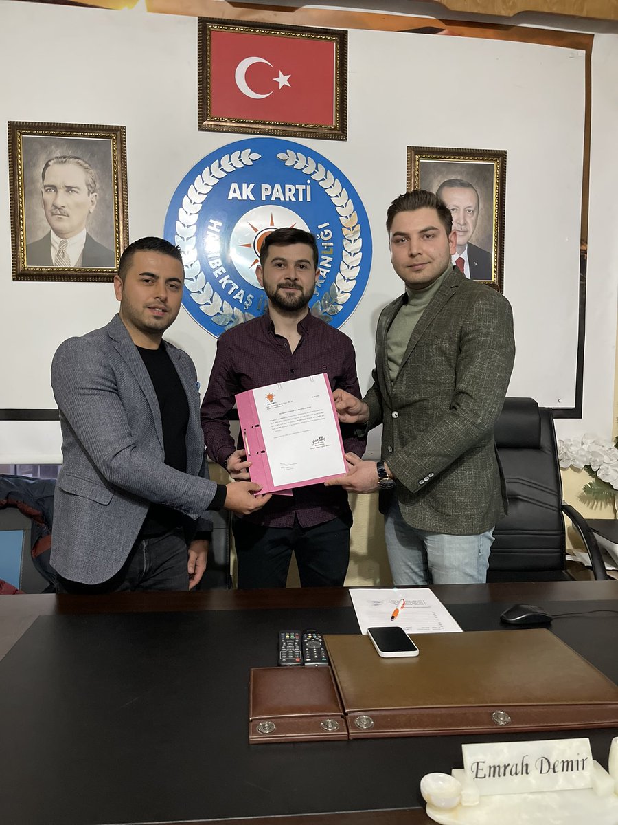 AKHACIBEKTS's tweet photo. Ak Parti Hacıbektaş Teşkilatı olarak 
ilçe Gençlik Kolları Başkanı olarak ataması yapılan Yasin Yılmaz Başkanımıza ve yönetimine yeni görevinde başarılar diliyoruz.
@kemikkiranali @kulmustafa77_ac @yucelmenekse50 @erkankandemir @MedetAy50 @EmrahDe50 @HalukKoybasii @AyseBilgic50 https://t.co/TeKGNl8Bsf